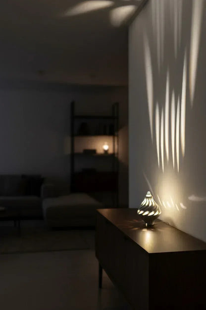 Light Sea Shell  rays of light in evening interior | JOVI Creative 