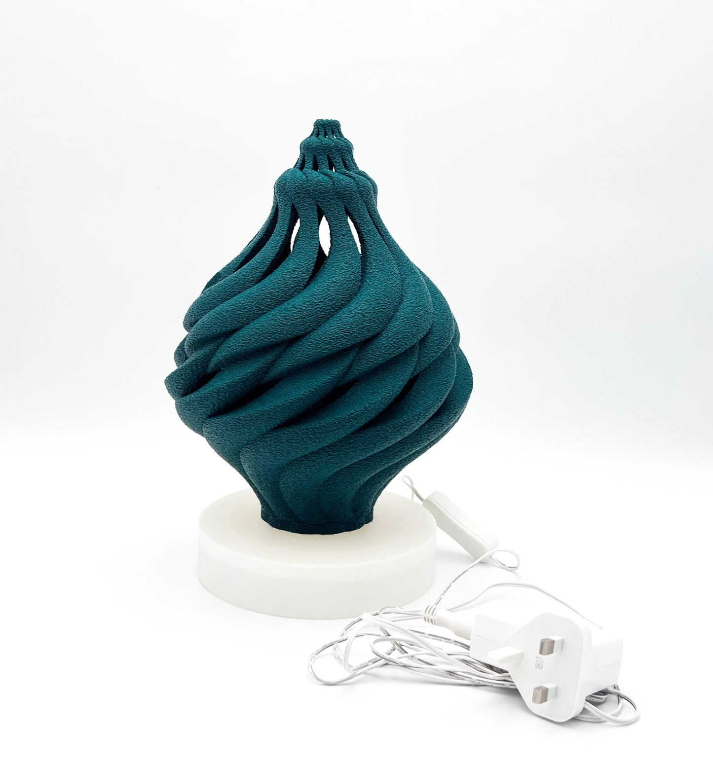 Light Sea Shell Green sculptural table light with cable | JOVI Creative 