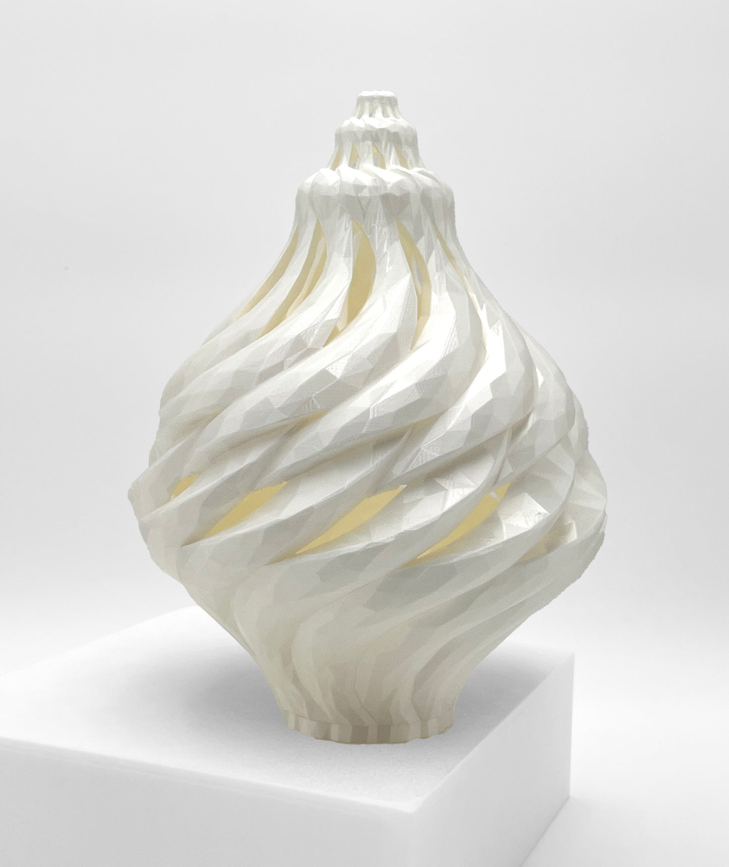 Light Sea Shell (White)